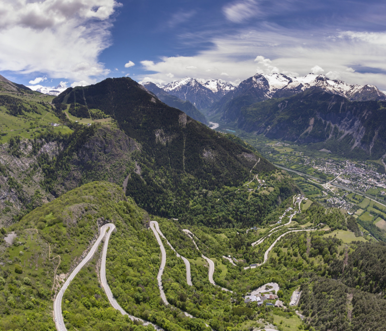 The 21 turns of Alpe d&#039;Huez